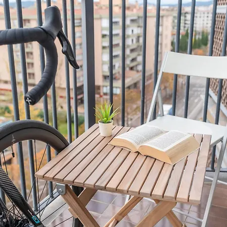 Loft Privado Reformado Centro 3min Ave 아파트 *
